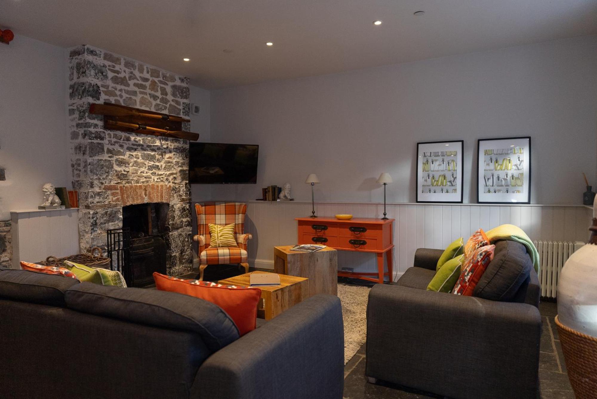 Gileston Manor-Self Catering Apartment Saint Athans Exterior foto